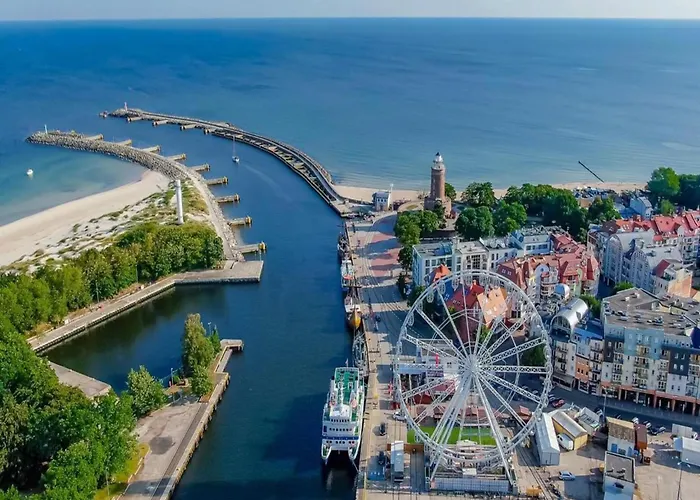 Spacious With A Large Terrace Apartment